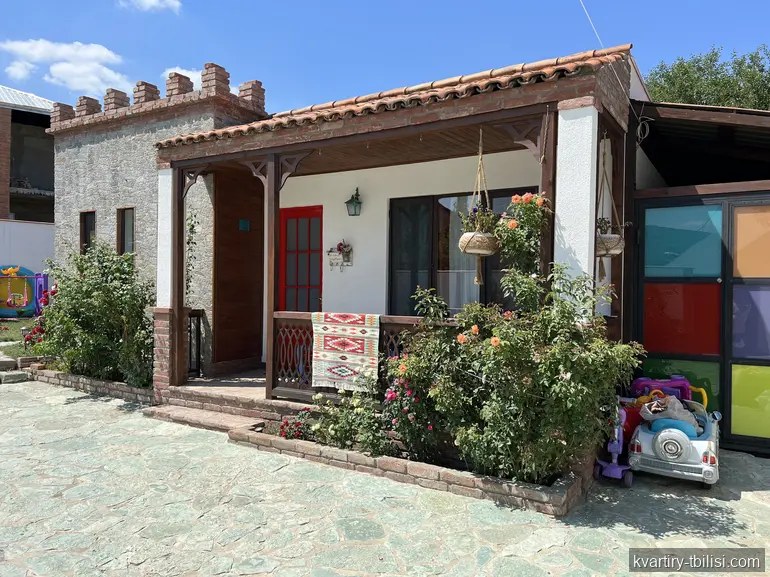 5-bedroom House for rent in Tbilisi, Tbilisi, 400 sqm — 1 250 USD/month | Tbilisi Homes