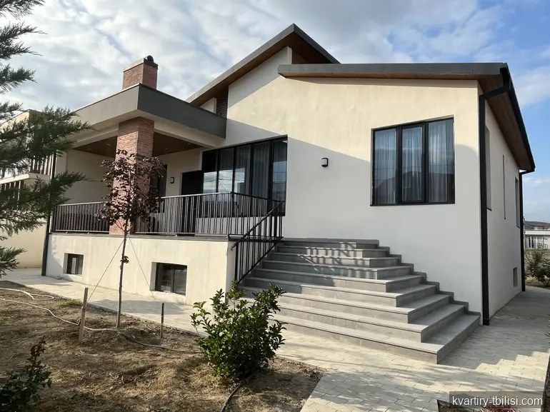 7-bedroom House for rent in Tbilisi, Tbilisi, 360 sqm — 2 000 USD/month | Tbilisi Homes