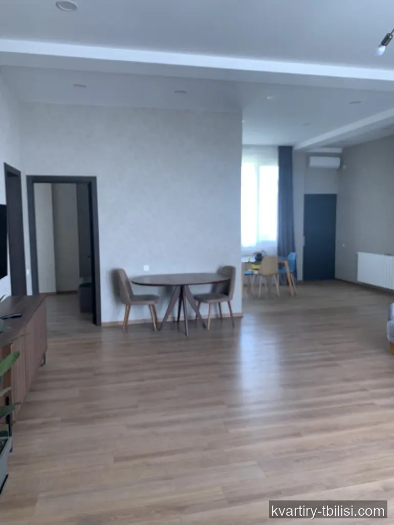7-bedroom House for rent in Tbilisi, Tbilisi, 360 sqm — 2 000 USD/month | Tbilisi Homes
