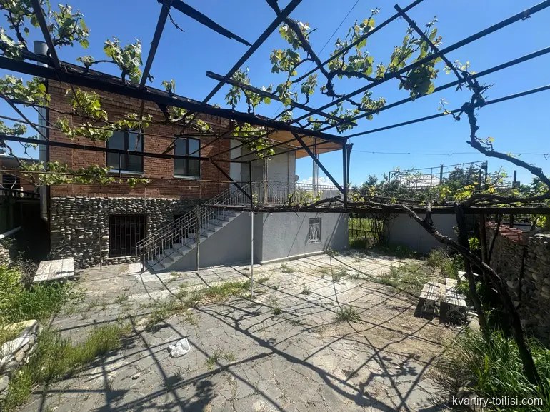 8-комнатный дом в Тбилиси — 750 USD/мес | Tbilisi Homes