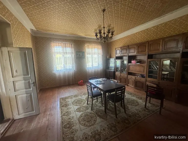 8-комнатный дом в Тбилиси — 750 USD/мес | Tbilisi Homes