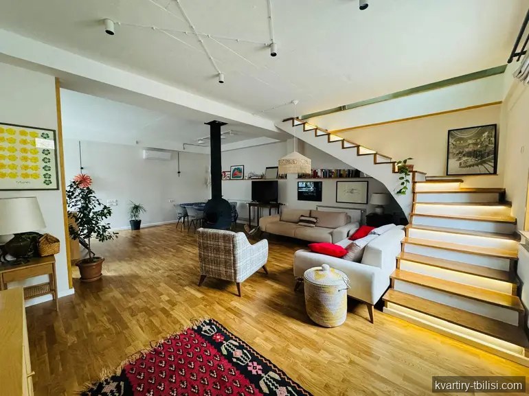 3-комнатный дом в Сололаки — 1 750 USD/мес | Tbilisi Homes