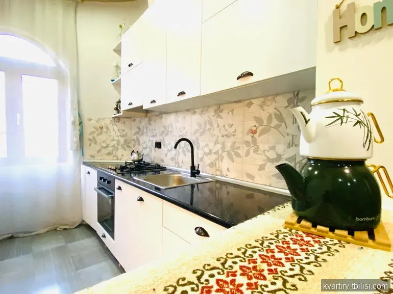 4-комнатный дом в Сванетском квартале — 800 USD/мес | Tbilisi Homes