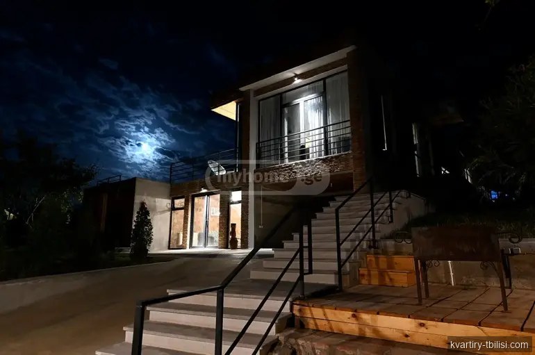 ქირავდება 8 ოთახიანი სახლი წავკისში, 225 მ² — 4 000 USD/თვეში | Tbilisi Homes