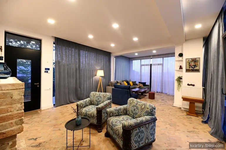 8-bedroom House for rent in Tsavkisi, Tbilisi, 225 sqm — 5 000 USD/month | Tbilisi Homes