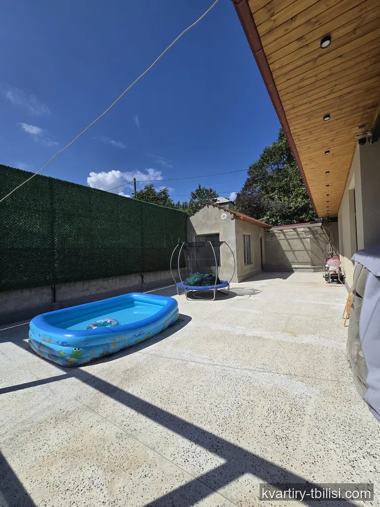 11-комнатный дом в Цкнети — 3 000 USD/мес | Tbilisi Homes
