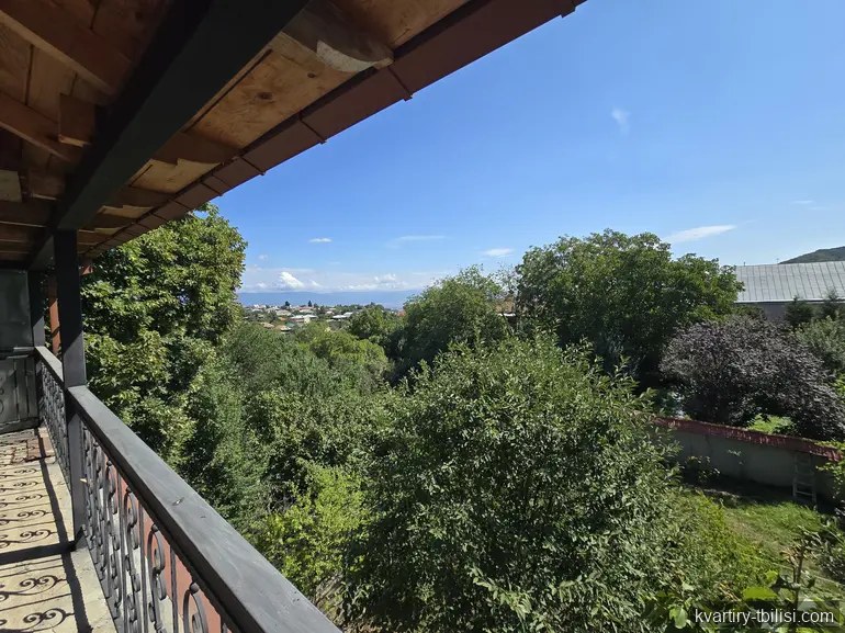 11-комнатный дом в Цкнети — 3 000 USD/мес | Tbilisi Homes
