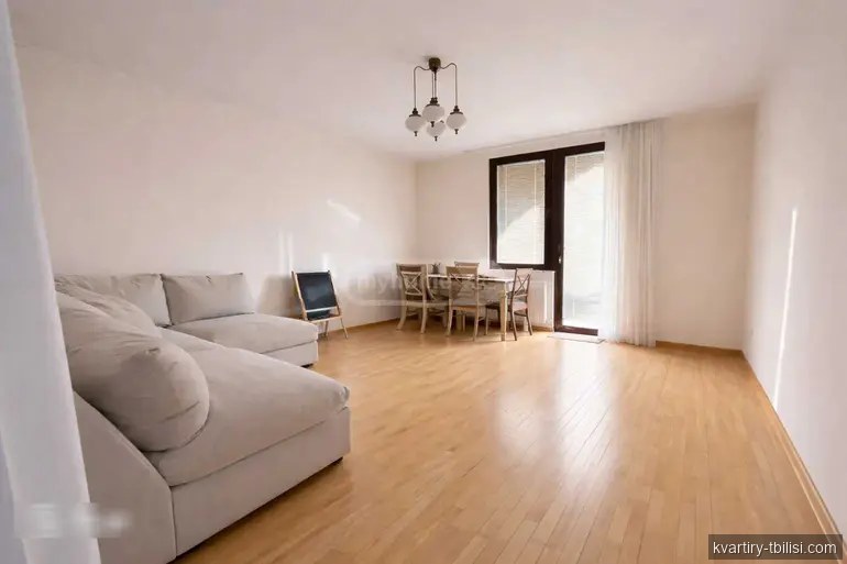 5-комнатный дом в Цкнети — 3 000 USD/мес | Tbilisi Homes