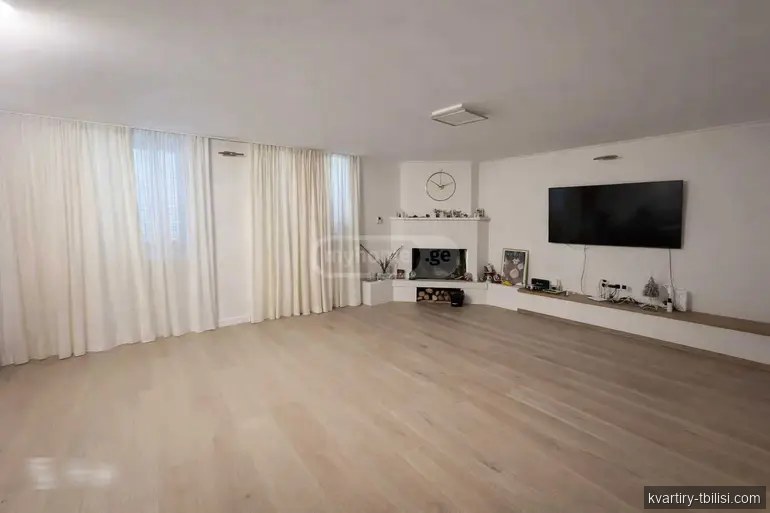 5-комнатный дом в Цкнети — 3 000 USD/мес | Tbilisi Homes