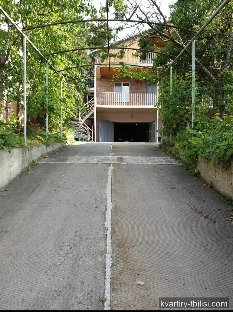 5-bedroom House for rent in Tskneti, Tbilisi, 450 sqm — 1 500 USD/month | Tbilisi Homes
