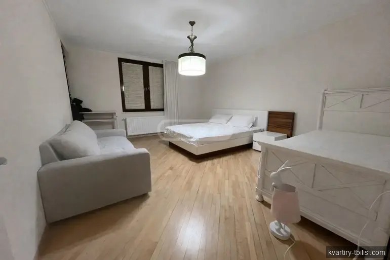 8-комнатный дом в Цкнети — 2 000 USD/мес | Tbilisi Homes