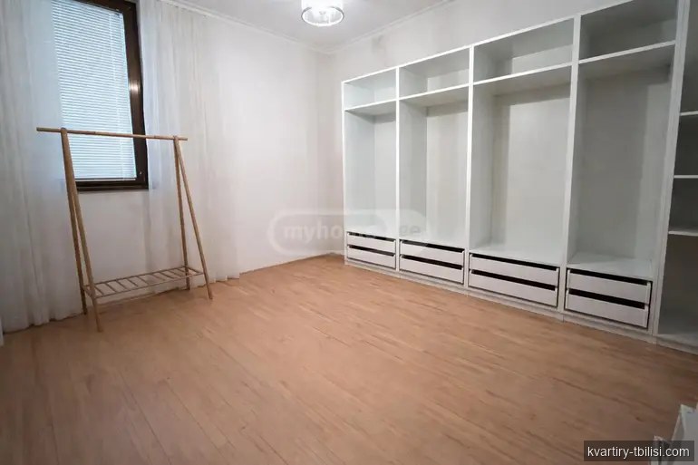 8-комнатный дом в Цкнети — 2 000 USD/мес | Tbilisi Homes