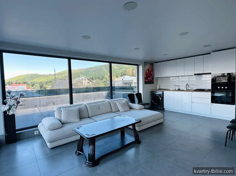 8-bedroom House for rent in Tskneti, Tbilisi, 363 sqm — 6 000 USD/month | Tbilisi Homes