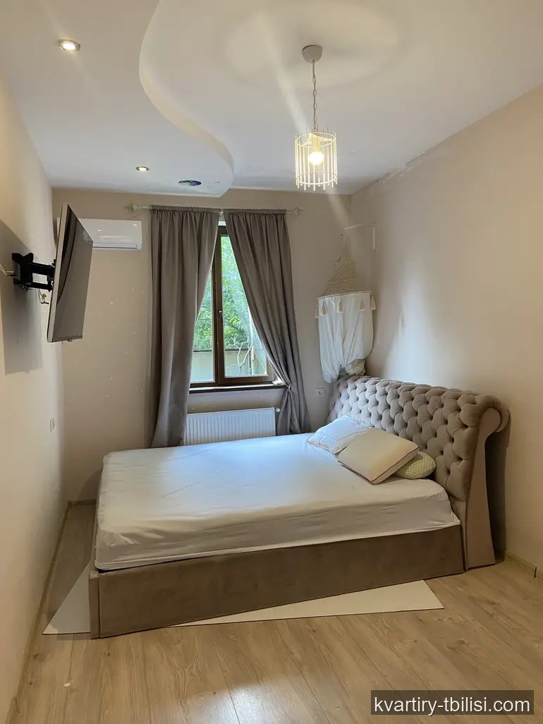 ქირავდება 8 ოთახიანი სახლი წყნეთში, 400 მ² — 1 300 USD/თვეში | Tbilisi Homes