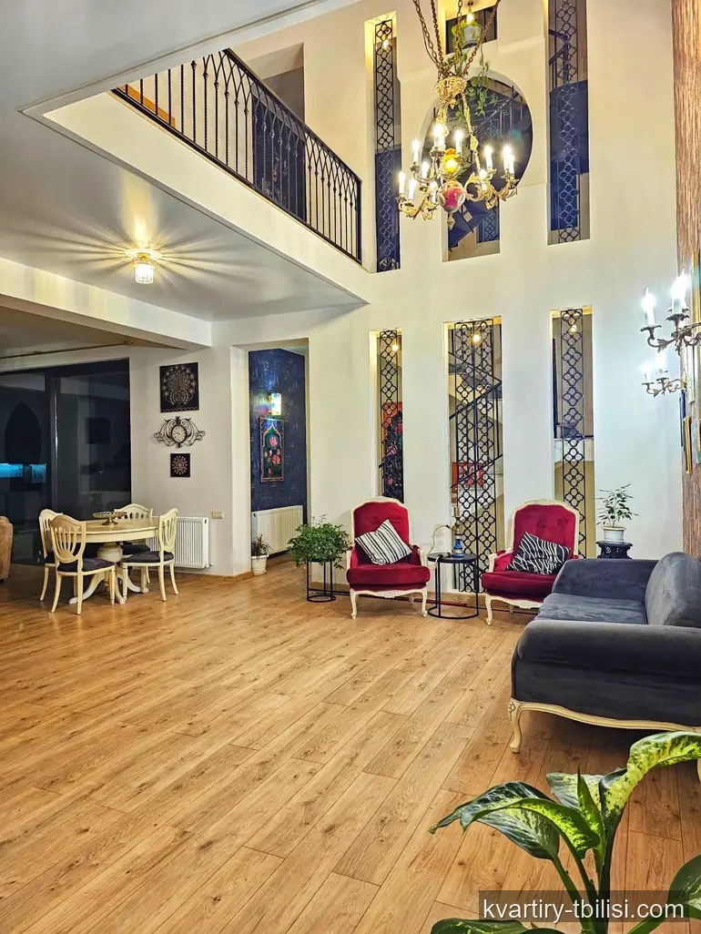 10-bedroom House for rent in Vake, Tbilisi, 600 sqm — 5 000 USD/month | Tbilisi Homes