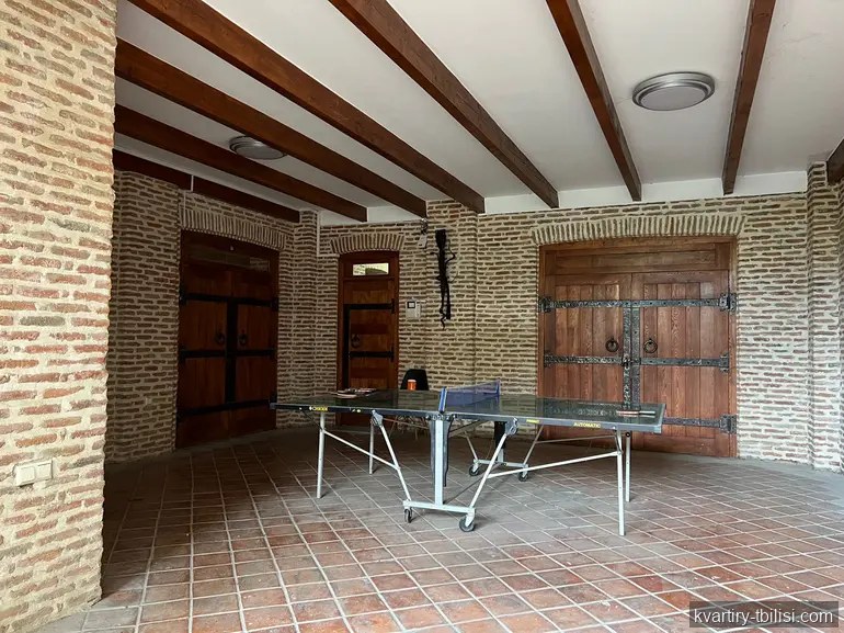 11-bedroom House for rent in Vake, Tbilisi, 900 sqm — 6 900 USD/month | Tbilisi Homes