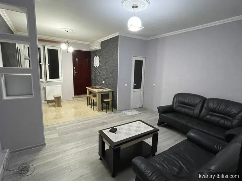 ქირავდება 2 ოთახიანი სახლი ვაკეში, 45 მ² — 450 USD/თვეში | Tbilisi Homes