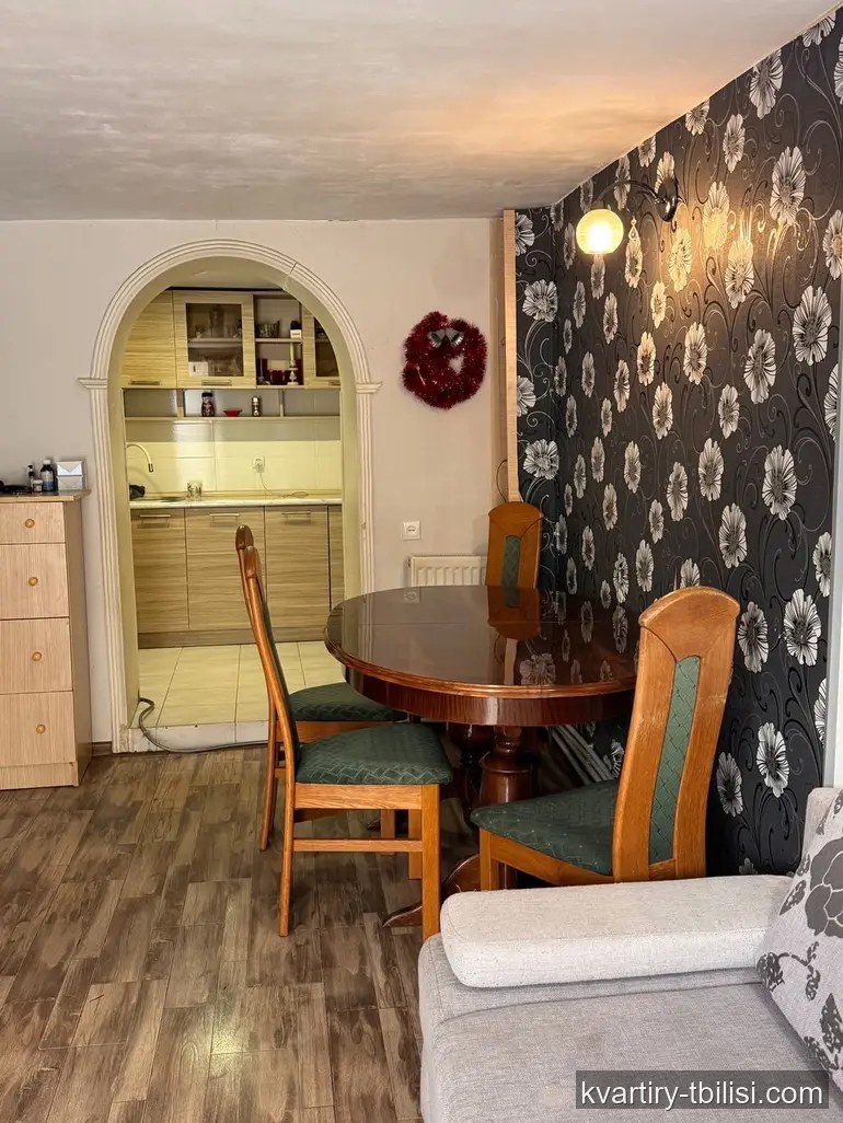 3-комнатный дом в Ваке — 1 280 USD/мес | Tbilisi Homes