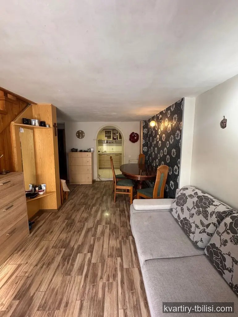 3-комнатный дом в Ваке — 1 280 USD/мес | Tbilisi Homes
