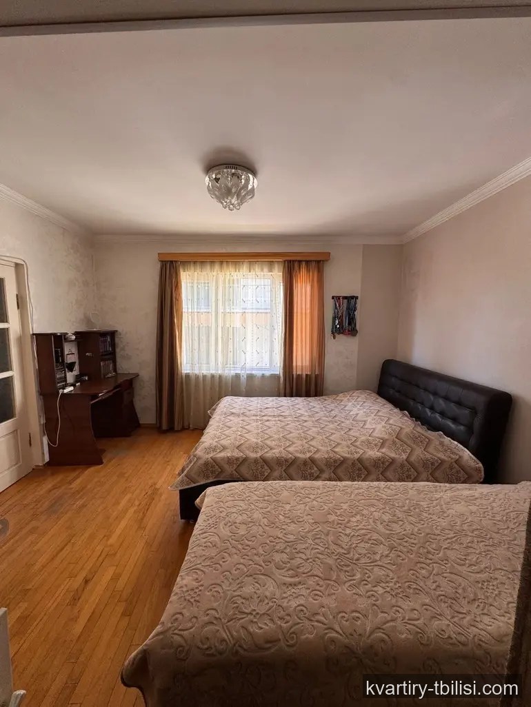3-комнатный дом в Ваке — 1 280 USD/мес | Tbilisi Homes