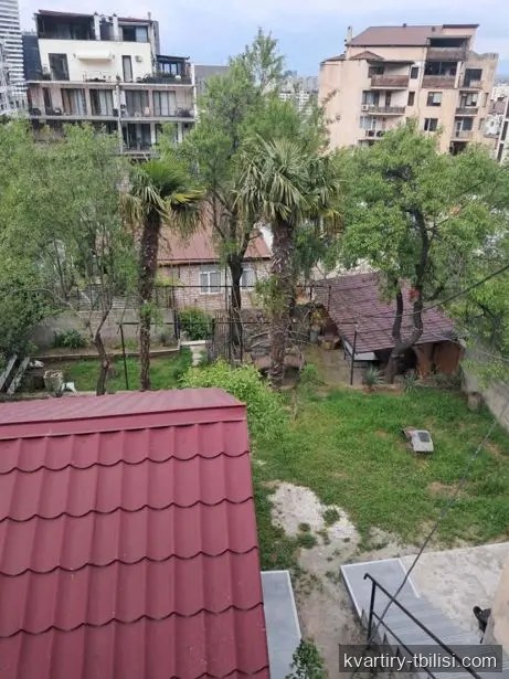 ქირავდება 3 ოთახიანი სახლი ვაკეში, 96 მ² — 800 USD/თვეში | Tbilisi Homes