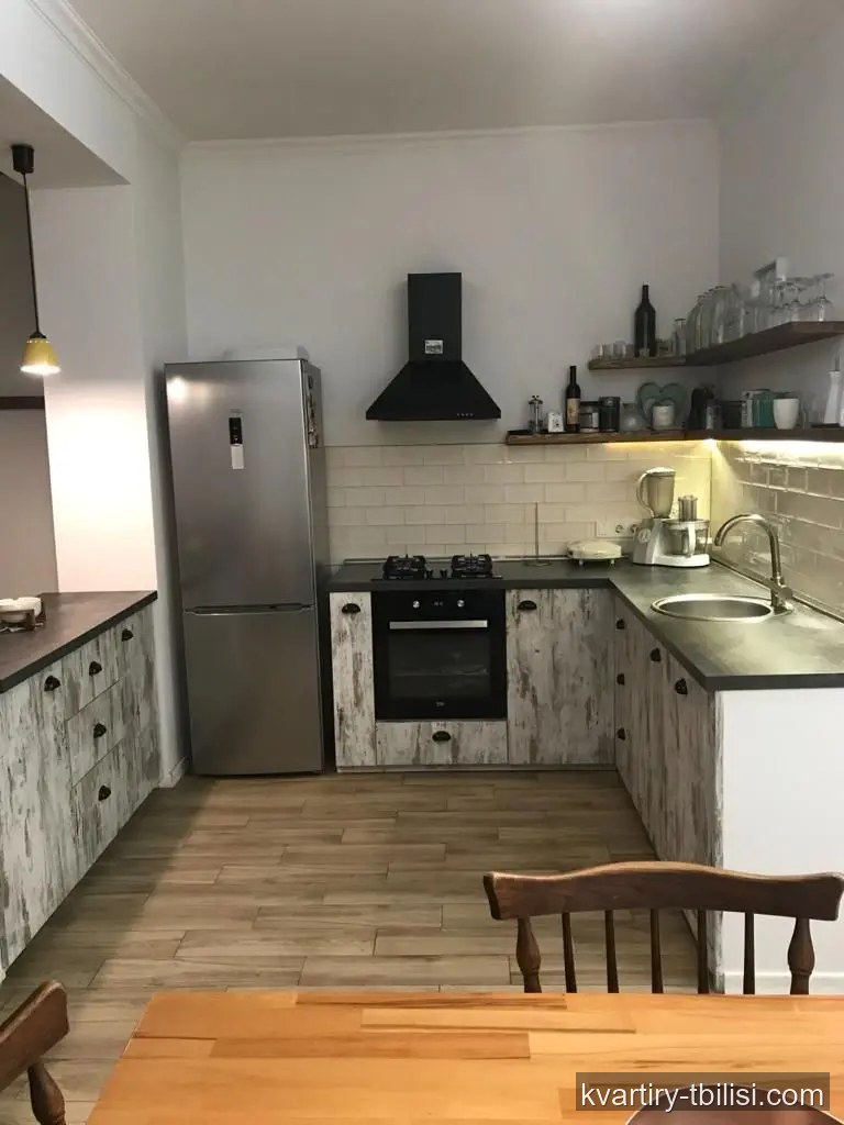 4-комнатный дом в Ваке — 1 100 USD/мес | Tbilisi Homes