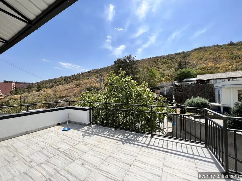 7-bedroom House for rent in Vake, Tbilisi, 240 sqm — 3 600 USD/month | Tbilisi Homes