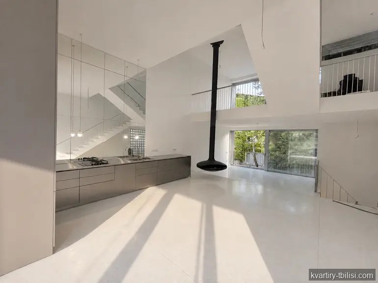 7-bedroom House for rent in Vake, Tbilisi, 310 sqm — 8 000 USD/month | Tbilisi Homes