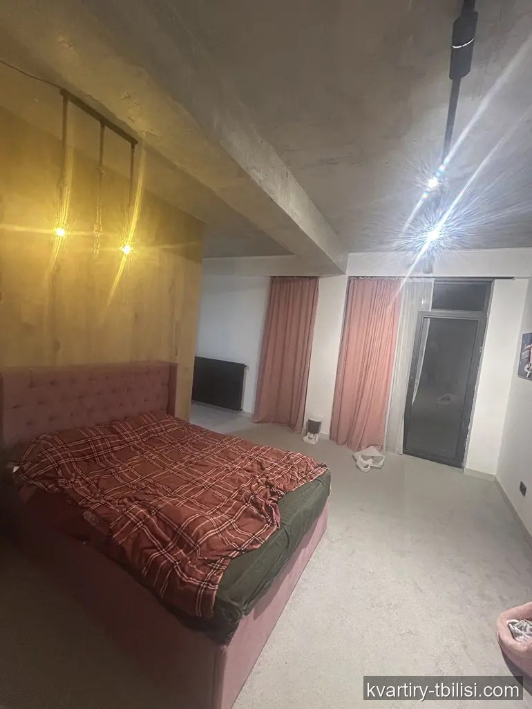 8-комнатный дом в Ваке — 3 500 USD/мес | Tbilisi Homes