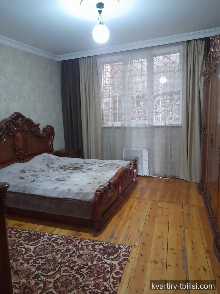 ქირავდება 5 ოთახიანი სახლი ვეძისში, 1 მ² — 1 000 USD/თვეში | Tbilisi Homes
