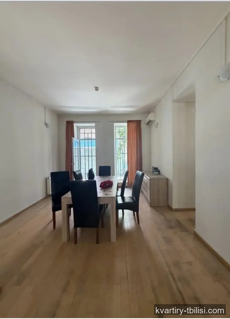 5-bedroom House for rent in Vera, Tbilisi, 374 sqm — 4 500 USD/month | Tbilisi Homes