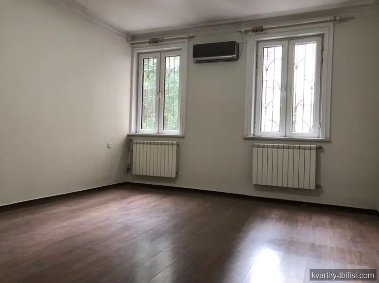 ქირავდება 5 ოთახიანი სახლი ვერაზე, 234 მ² — 1 800 USD/თვეში | Tbilisi Homes