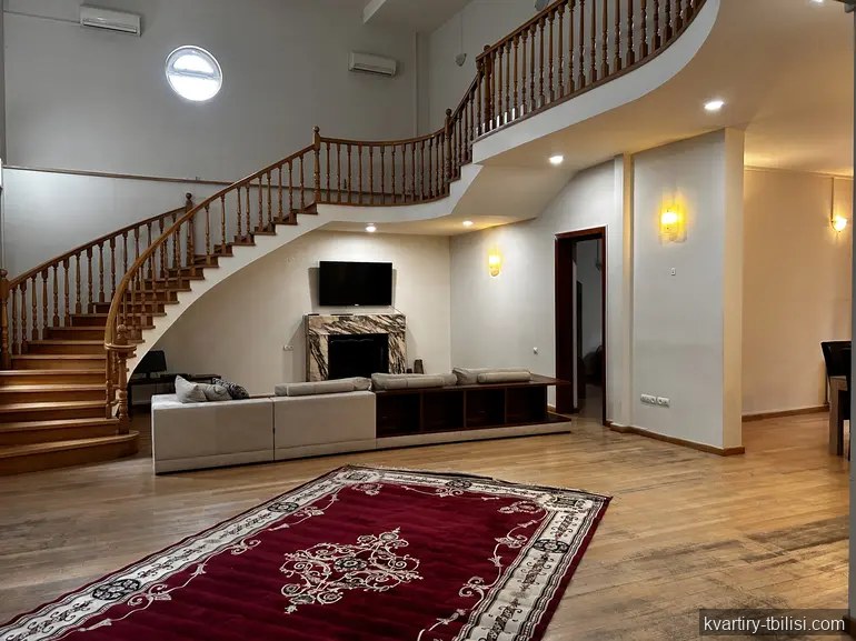 7-bedroom House for rent in Vera, Tbilisi, 380 sqm — 4 500 USD/month | Tbilisi Homes
