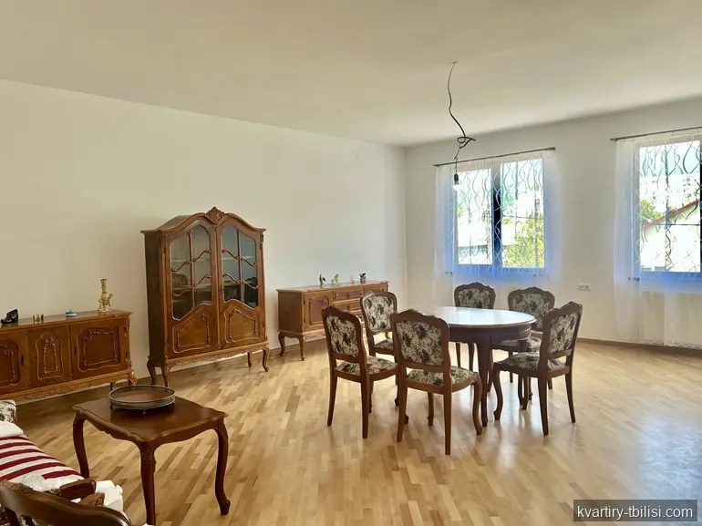 11-bedroom House for sale in Tbilisi, Tbilisi, 600 sqm — 490 000 USD | Tbilisi Homes