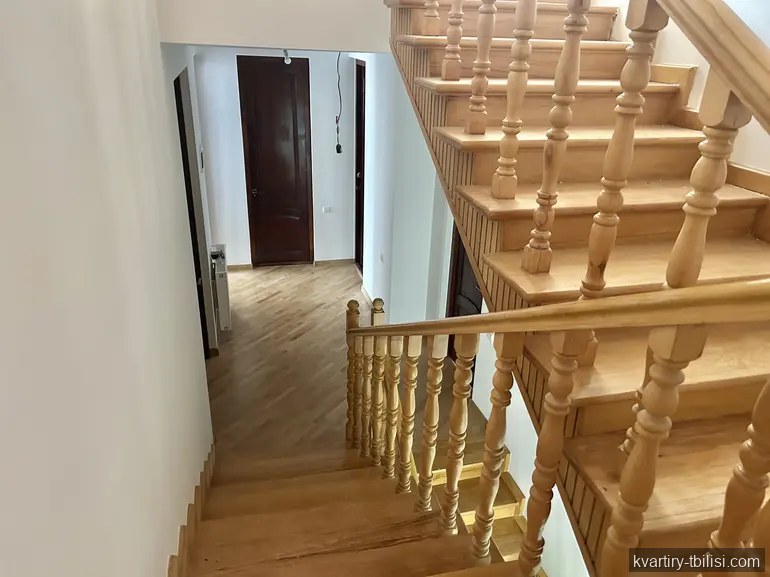 11-bedroom House for sale in Tbilisi, Tbilisi, 600 sqm — 490 000 USD | Tbilisi Homes