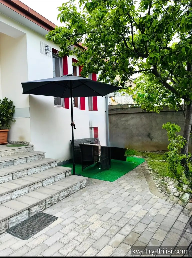 იყიდება 5 ოთახიანი სახლი თბილისში, 235 მ² — 420 000 USD | Tbilisi Homes