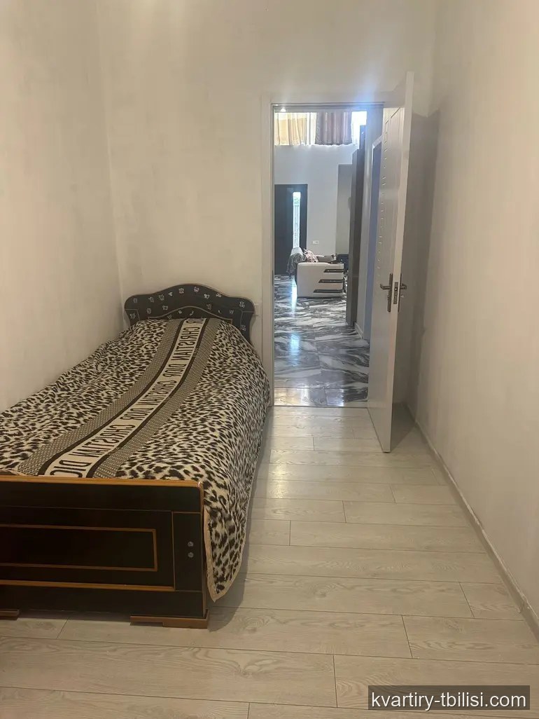 იყიდება 8 ოთახიანი სახლი თბილისში, 350 მ² — 350 000 USD | Tbilisi Homes