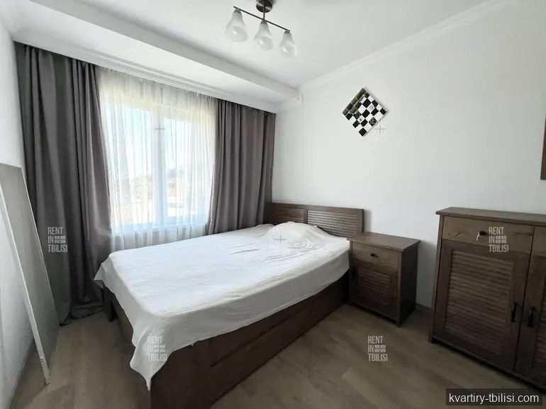 იყიდება 8 ოთახიანი სახლი თბილისში, 300 მ² — 290 000 USD | Tbilisi Homes