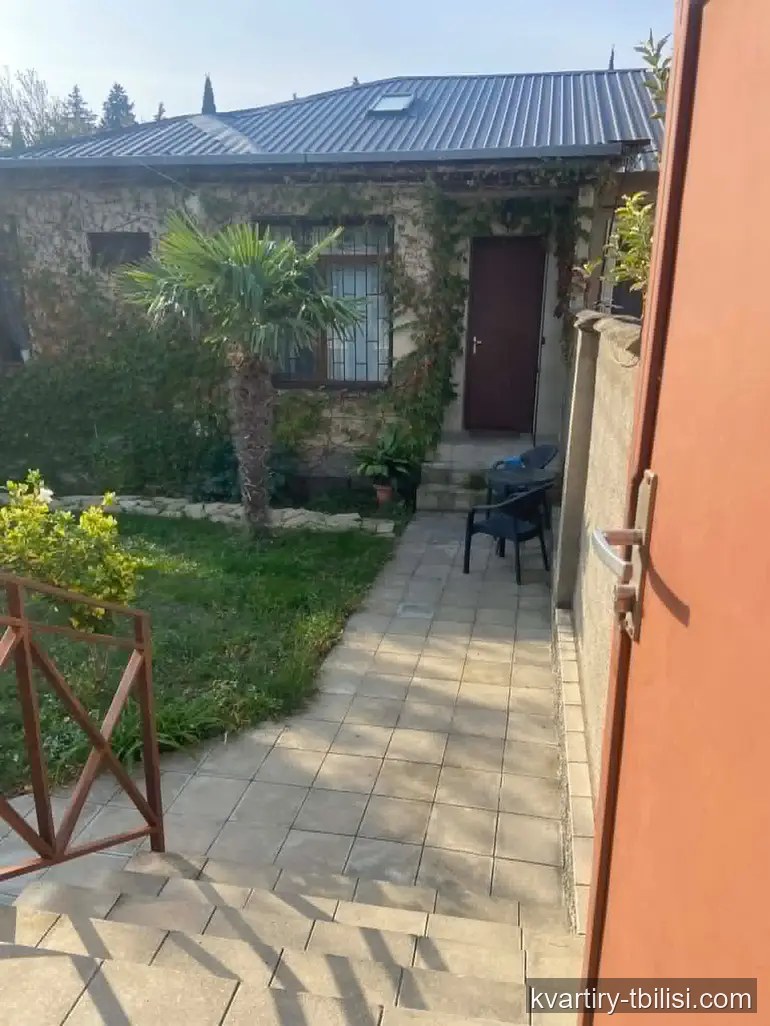 იყიდება 3 ოთახიანი სახლი ავლაბარში, 90 მ² — 87 000 USD | Tbilisi Homes