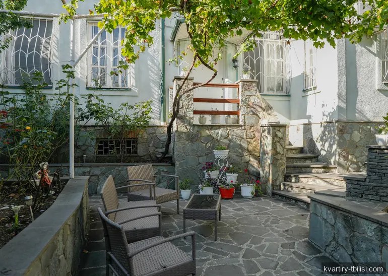 5-bedroom House for sale in Avlabari, Tbilisi, 257 sqm — 430 000 USD | Tbilisi Homes