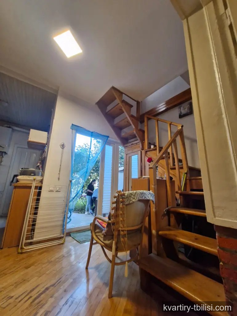 5-комнатный дом в Авлабари — 385 000 USD | Tbilisi Homes