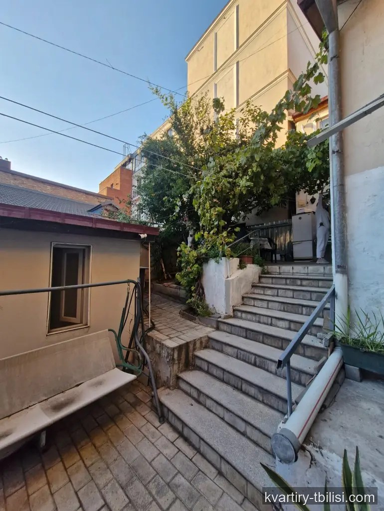 5-комнатный дом в Авлабари — 385 000 USD | Tbilisi Homes