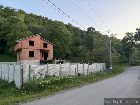 8 ოთახიანი ბინა