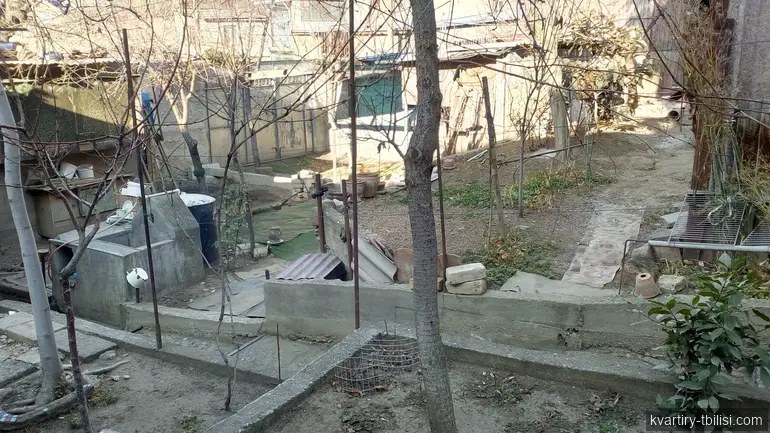იყიდება 11 ოთახიანი სახლი ჩუღურეთში, 388 მ² — 210 000 USD | Tbilisi Homes