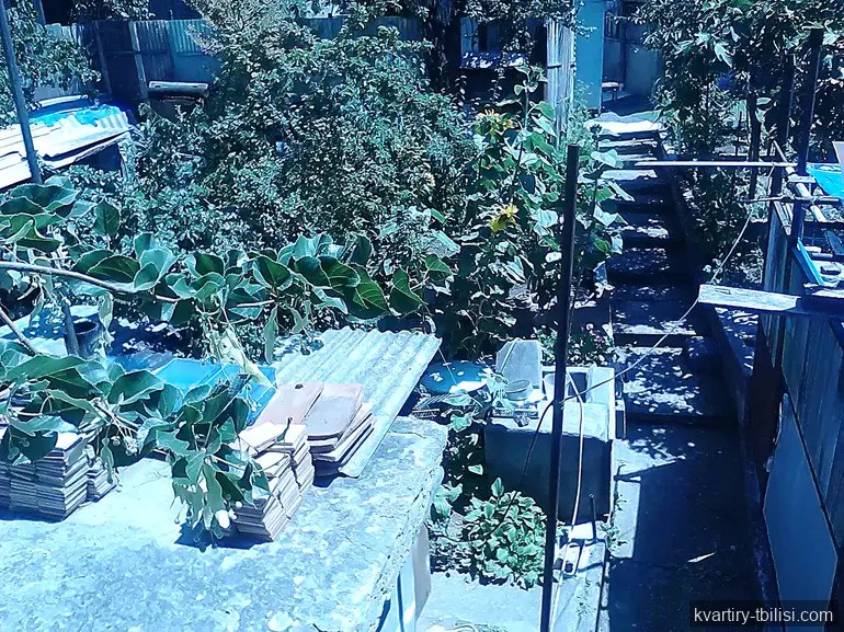 იყიდება 11 ოთახიანი სახლი ჩუღურეთში, 388 მ² — 210 000 USD | Tbilisi Homes