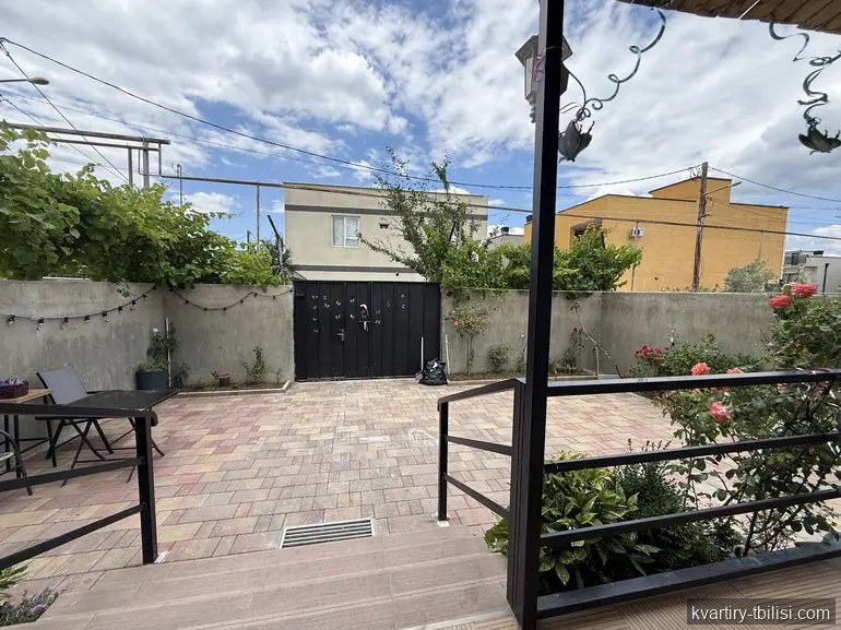 5-комнатный дом в Чугурети — 185 000 USD | Tbilisi Homes