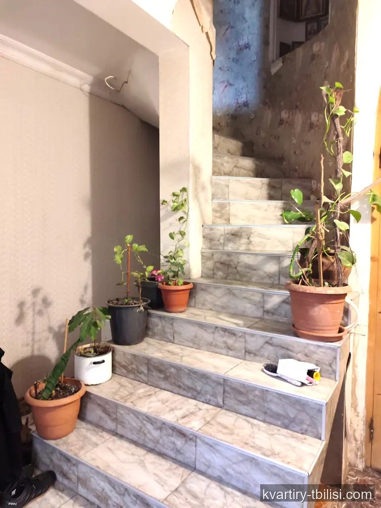 9-bedroom House for sale in Chugureti, Tbilisi, 220 sqm — 250 000 USD | Tbilisi Homes