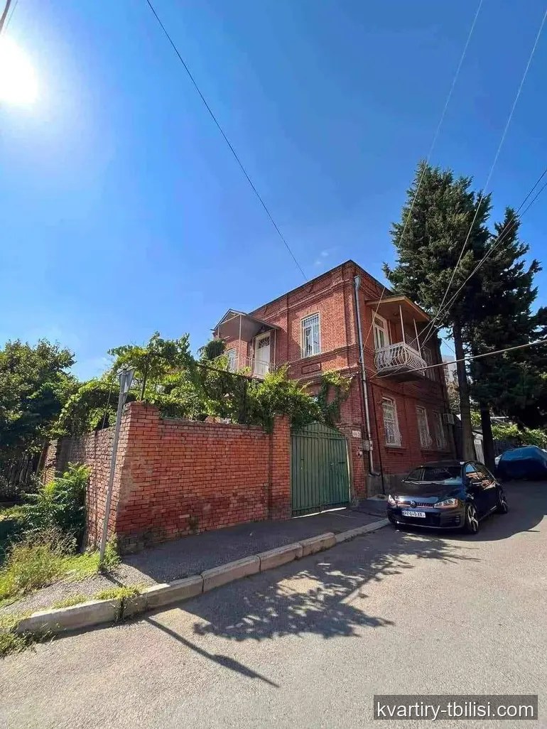 9-bedroom House for sale in Chugureti, Tbilisi, 151 sqm — 167 000 USD | Tbilisi Homes