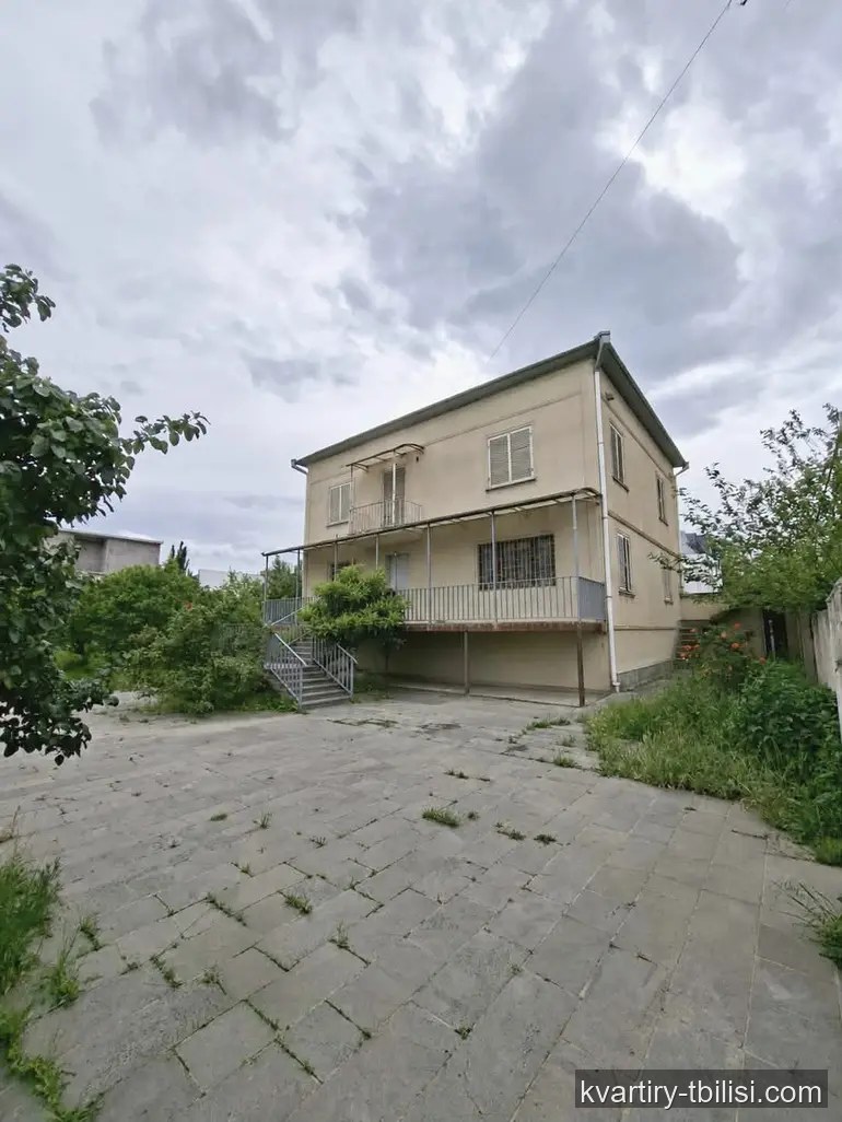 იყიდება 10 ოთახიანი სახლი დიდ დიღომში, 1252 მ² — 595 000 USD | Tbilisi Homes