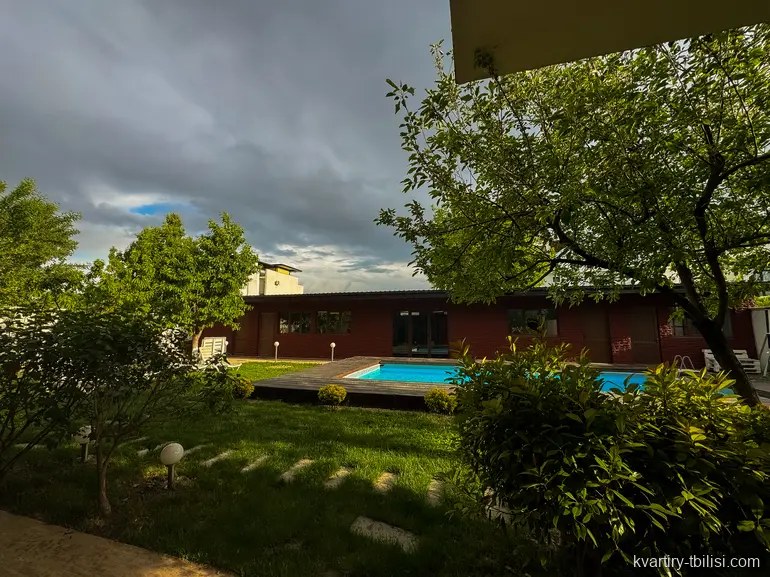 11-bedroom House for sale in Didi Digomi, Tbilisi, 1000 sqm — 950 000 USD | Tbilisi Homes